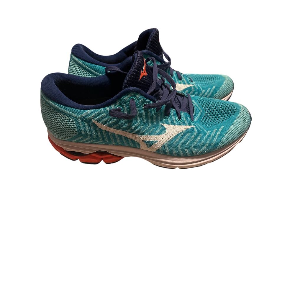 Mizuno WaveKnit Running Shoe, Women's Size 10 Aqua.